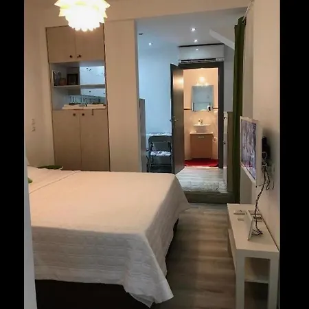 Small Budget Diamond In Agias Sofias. * Soluň