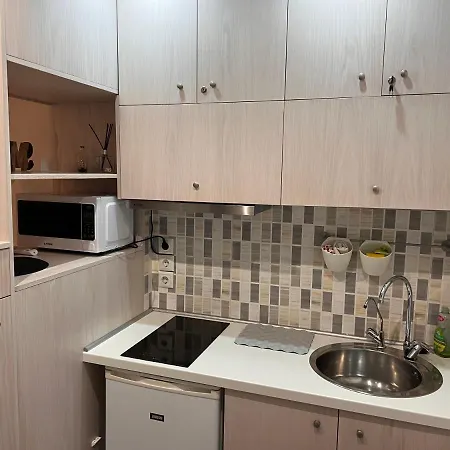 Apartmán Small Budget Diamond In Agias Sofias. Soluň