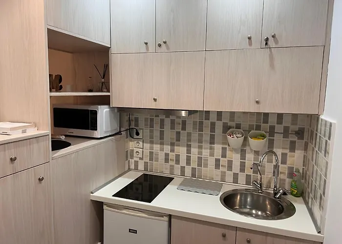 Appartement Small Budget Diamond In Agias Sofias. Thessalonique