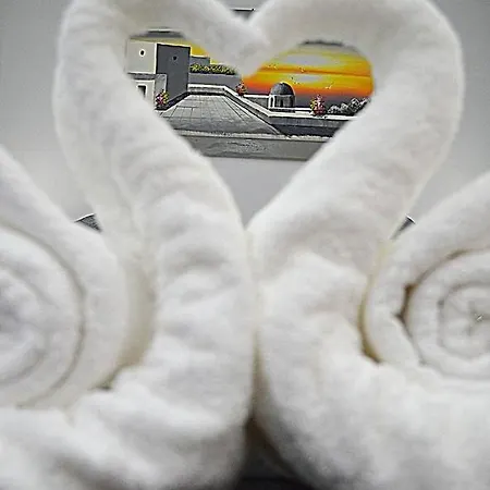 Small Budget Diamond In Agias Sofias. Apartman Szaloniki