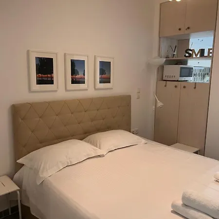 Small Budget Diamond In Agias Sofias. *