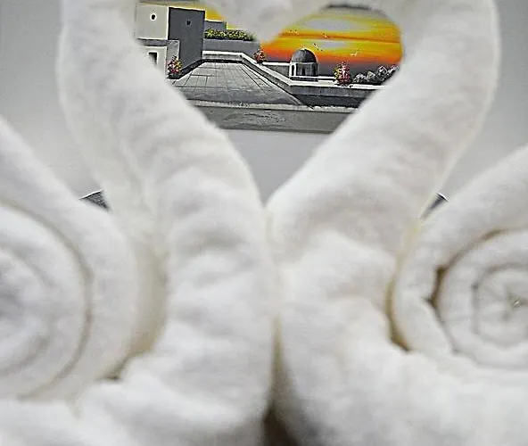 Small Budget Diamond In Agias Sofias. Apartment Thessaloniki