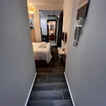 Apartment Small Budget Diamond In Agias Sofias. Thessaloniki