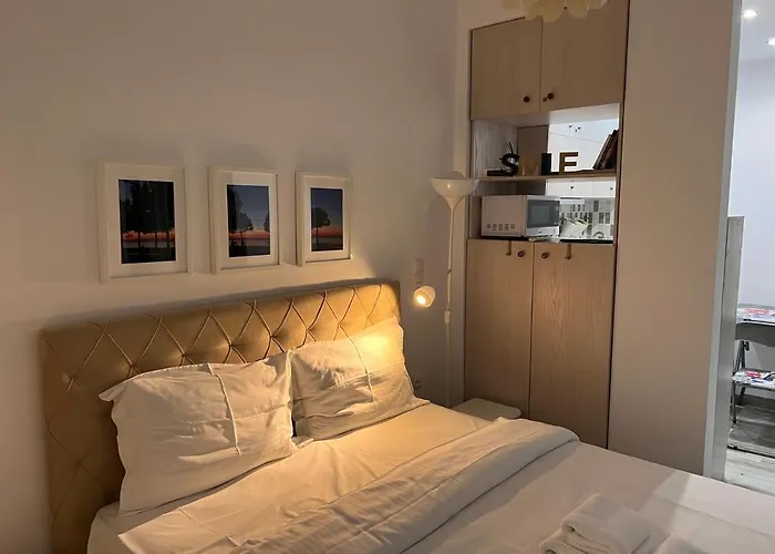 Apartamento Small Budget Diamond In Agias Sofias.